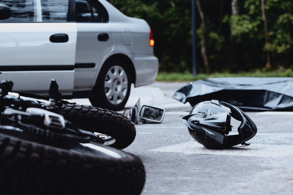 Motorcycle Accident Lawyer Arlington Heights, IL - Motorcycle helmet on the street